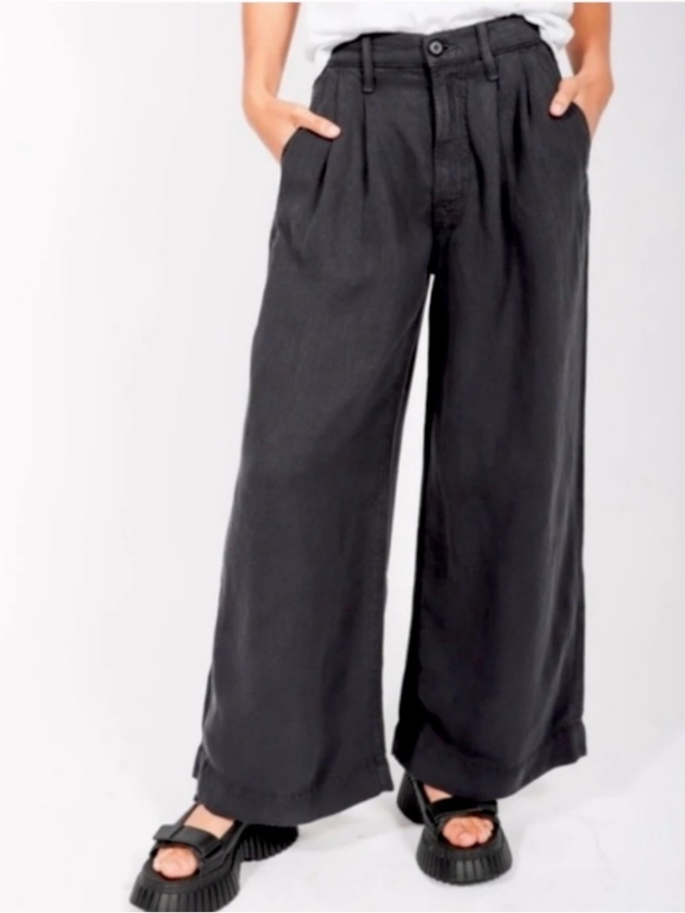 Mother High Waisted Wide Leg Pouty Prep Pants